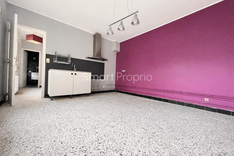 Maison - 210 m² - 7 pièces