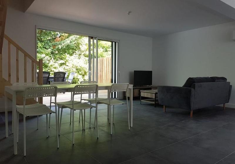 Maison - 100 m² - 5 pièces