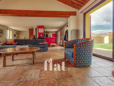 Maison - 147 m² - 5 pièces