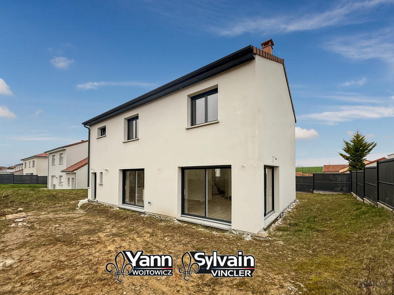 Maison - 125 m² - 6 pièces