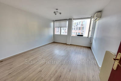 Appartement - 125 m² - 5 pièces