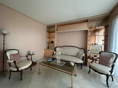 Appartement - 157 m² - 6 pièces