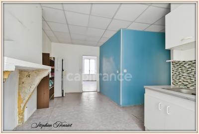 Maison - 311 m² - 11 pièces