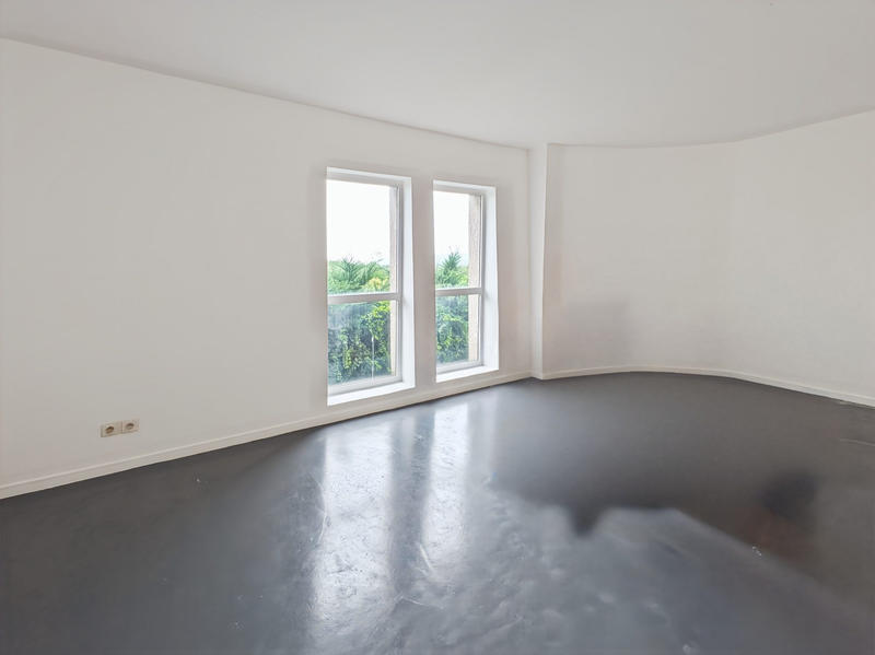 Maison - 200 m² - 7 pièces