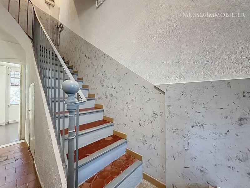 Maison traditionnelle - 110 m² - 5 pièces