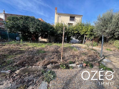 Maison - 230 m² - 6 pièces