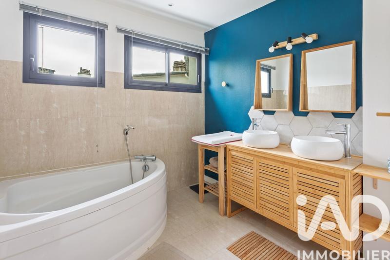 Appartement - 106 m² - 6 pièces