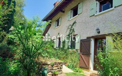 Maison de campagne - 275 m² - 11 pièces
