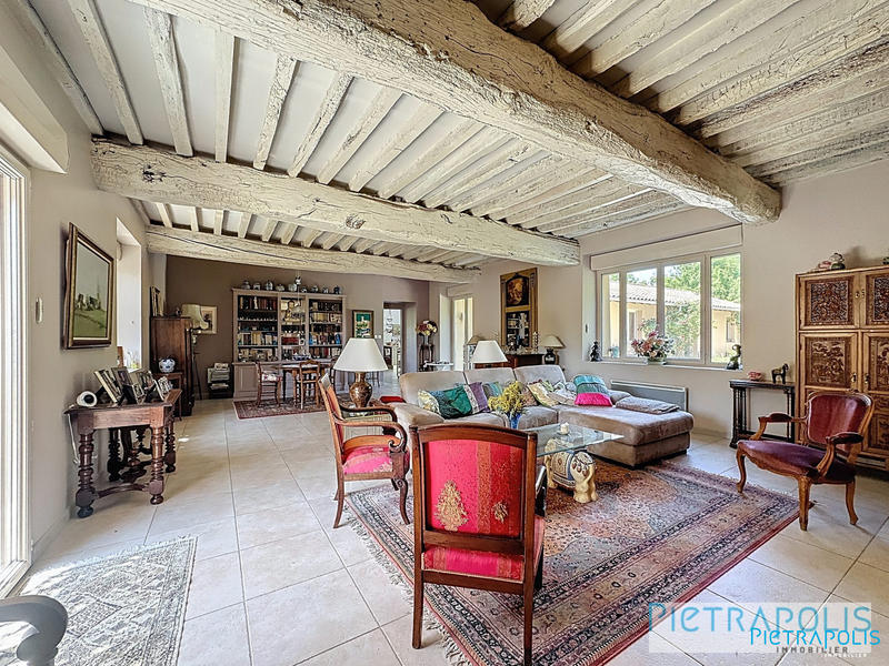 Maison - 320 m² - 7 pièces