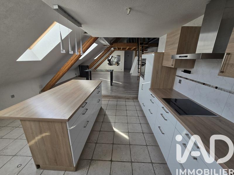 Appartement - 101 m² - 5 pièces