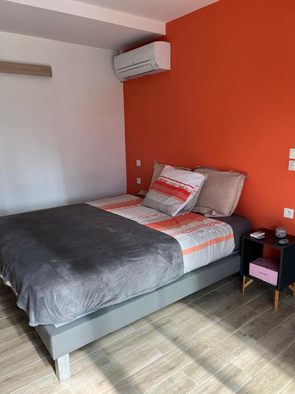 Villa - 90 m² - 5 pièces