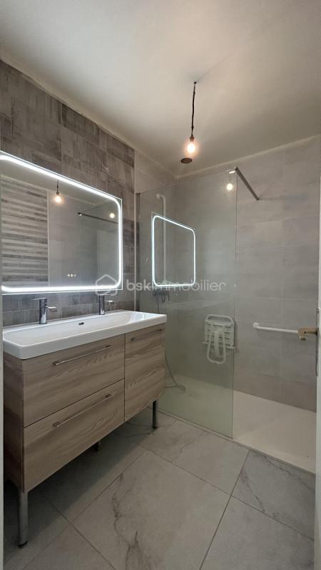 Maison - 122 m² - 7 pièces