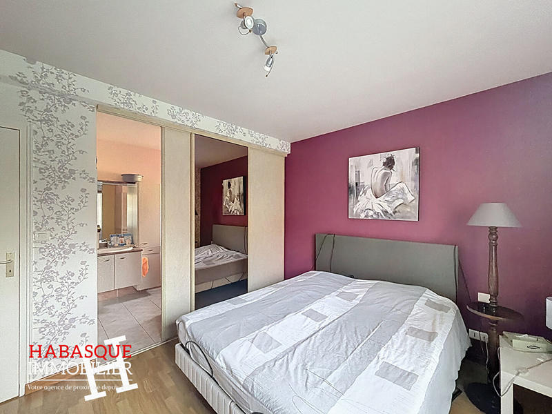 Maison - 132 m² - 9 pièces