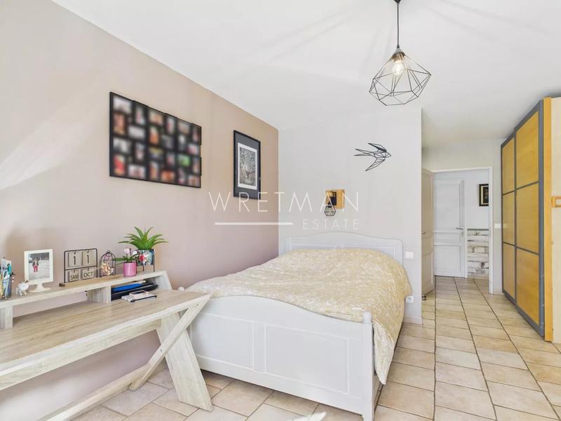 Villa - 163 m² - 6 pièces