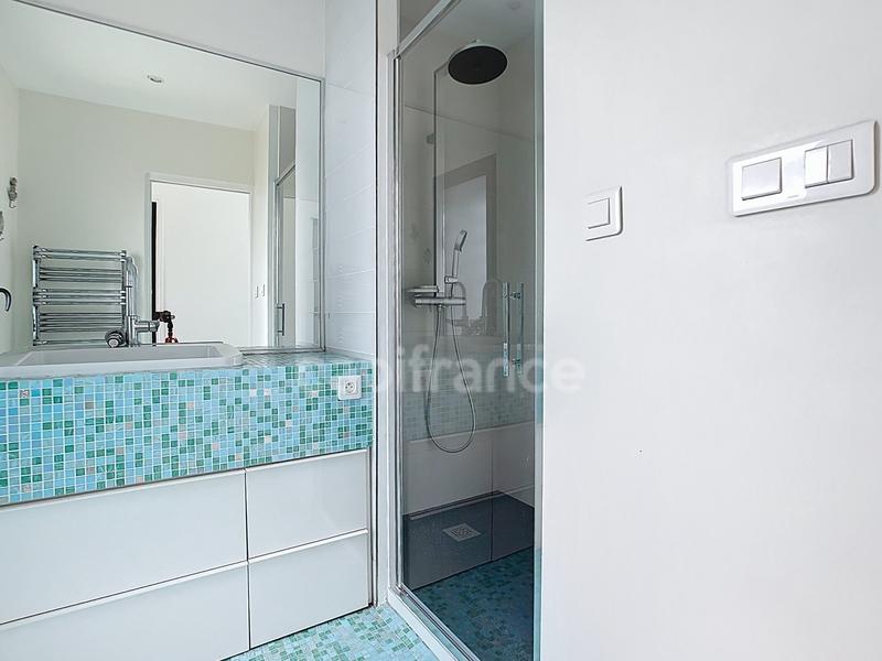 Maison - 181 m² - 8 pièces