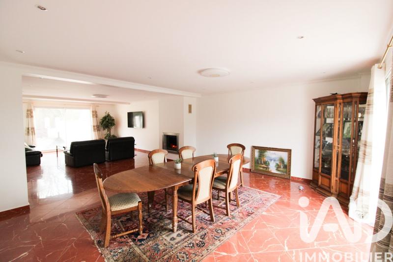 Maison - 189 m² - 8 pièces