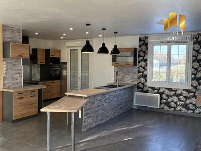 Maison - 150 m² - 6 pièces