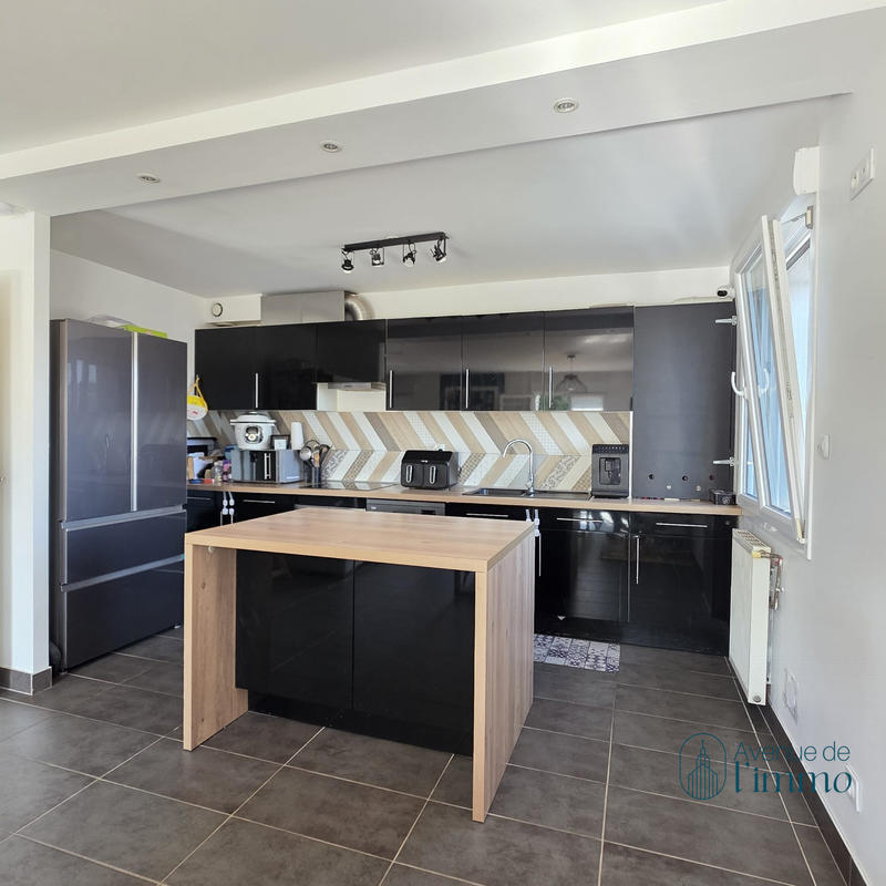 Appartement - 82 m² - 3 pièces