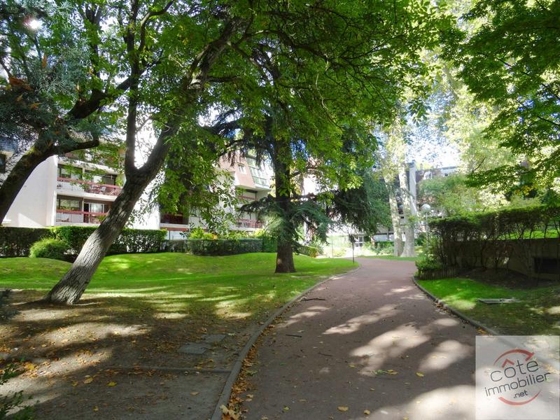 Appartement - 135 m² - 5 pièces