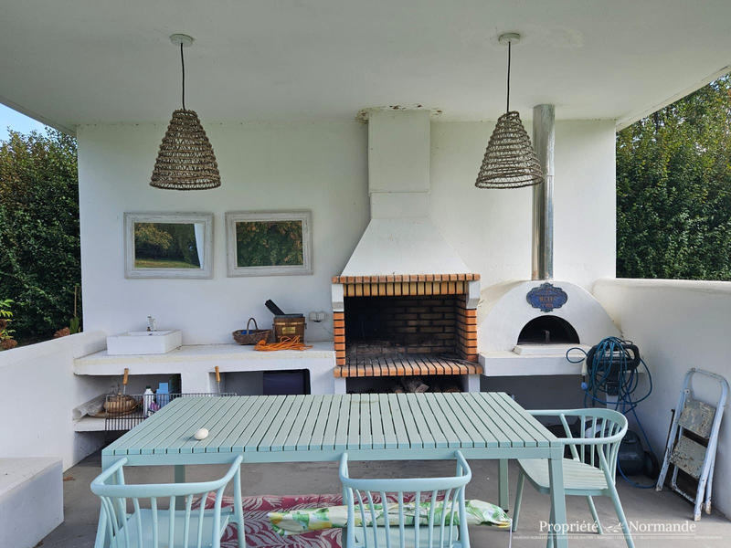 Maison - 156 m² - 8 pièces