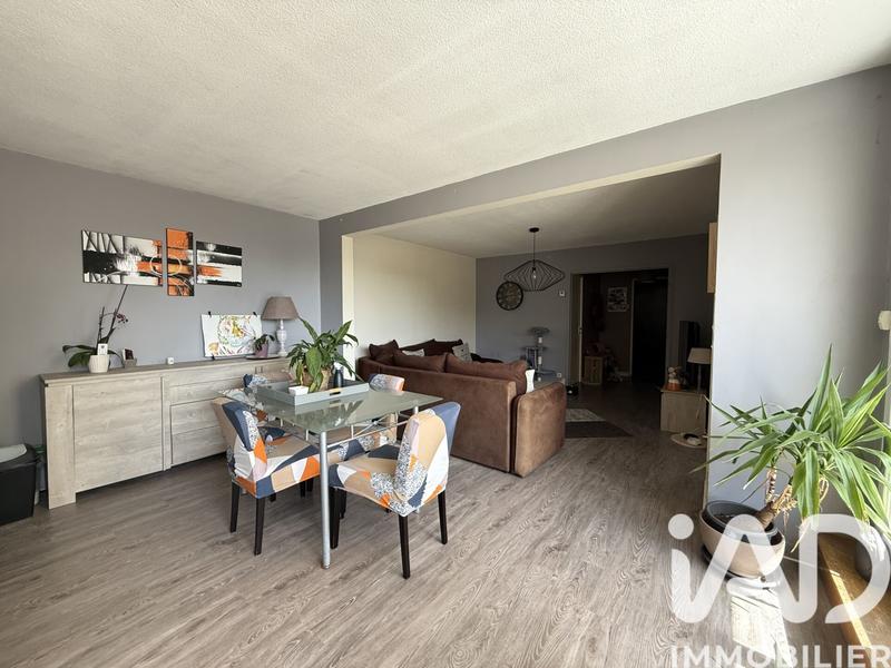 Appartement - 90 m² - 4 pièces