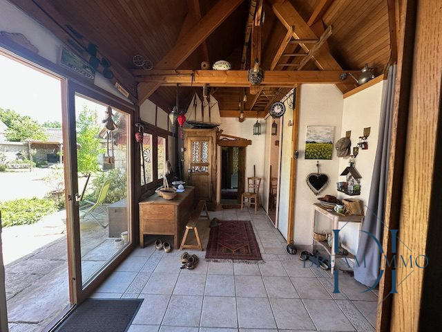 Maison ancienne - 240 m² - 10 pièces