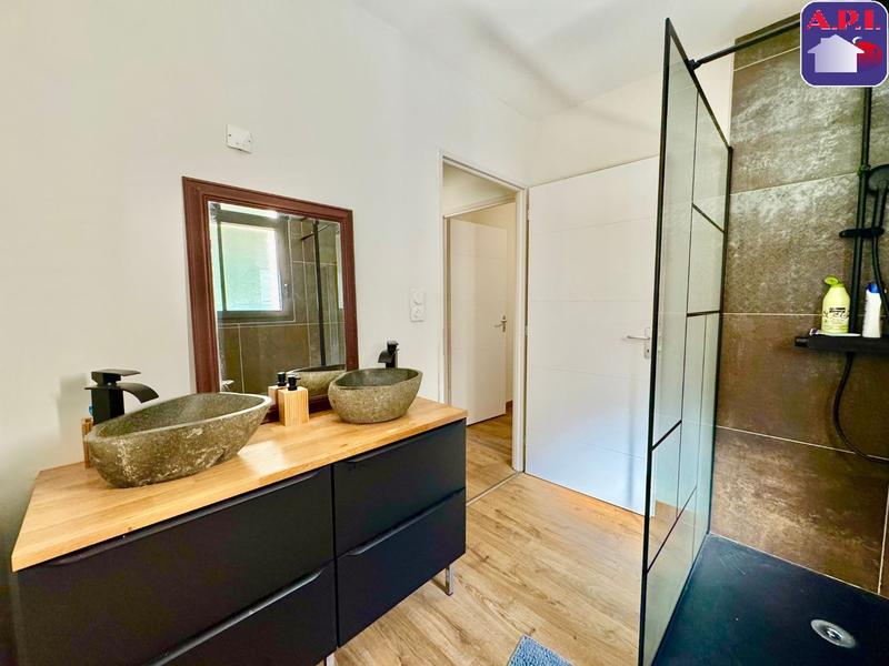 Maison - 112 m² - 4 pièces