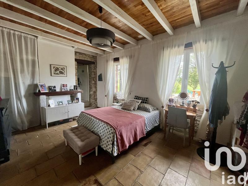 Maison - 297 m² - 9 pièces