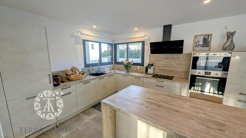 Villa - 123 m² - 4 pièces