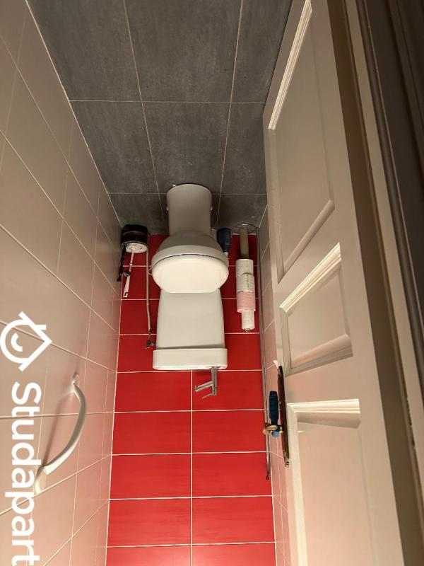 Chambre - 9 m² - 1 pièce