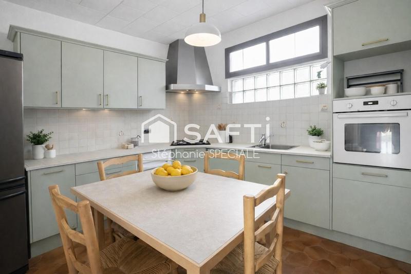 Appartement - 92 m² - 5 pièces