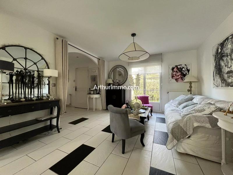 Maison - 147 m² - 7 pièces