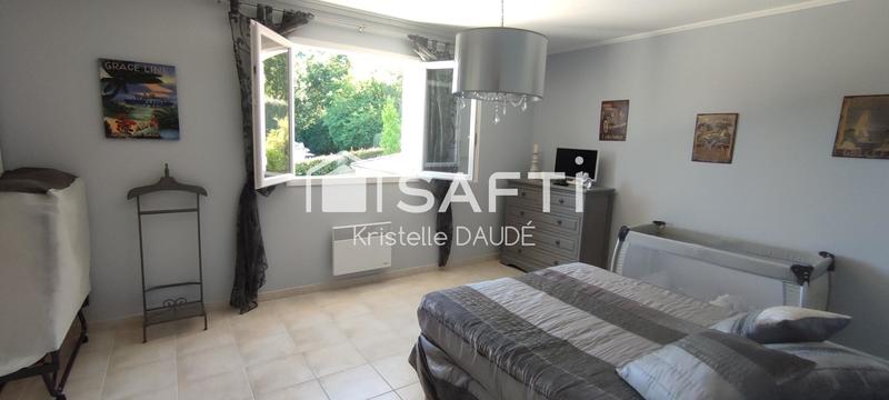 Villa - 220 m² - 6 pièces