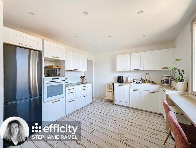 Maison - 83 m² - 4 pièces