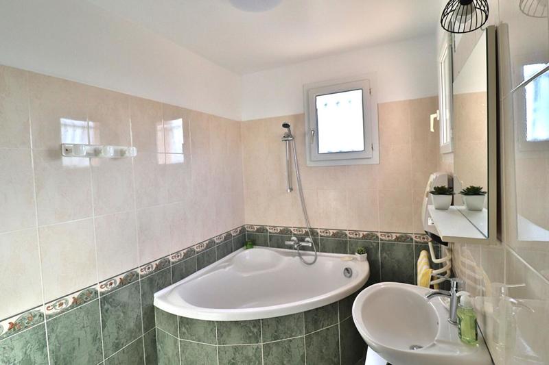 Villa - 110 m² - 5 pièces