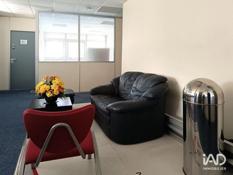 Bureau - 750 m²
