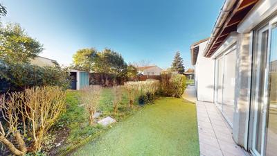 Maison - 95 m² - 5 pièces