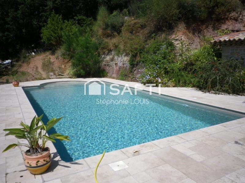 Maison - 232 m² - 8 pièces