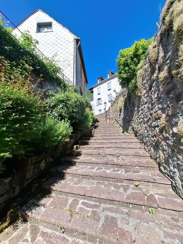 Maison traditionnelle - 120 m² - 6 pièces