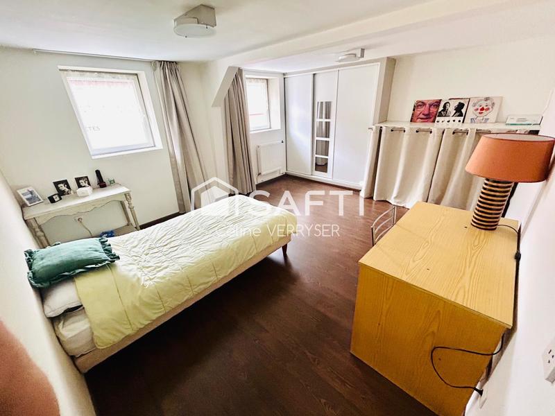 Maison - 157 m² - 7 pièces