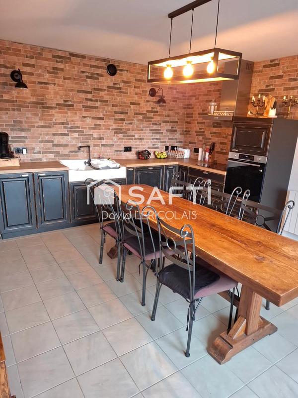 Maison - 167 m² - 7 pièces