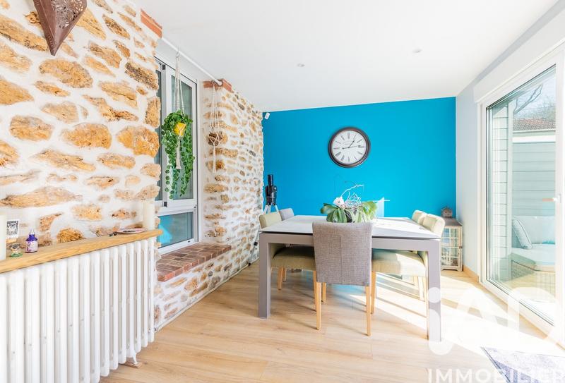 Maison - 104 m² - 6 pièces
