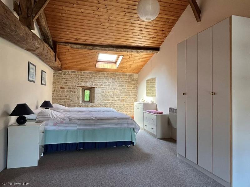 Maison en pierre - 147 m² - 5 pièces