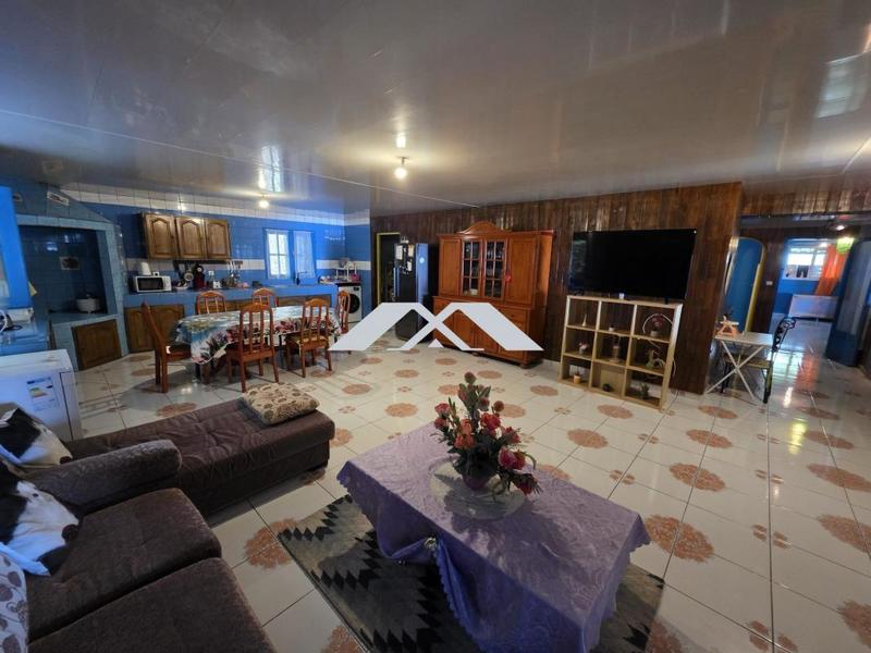 Maison traditionnelle - 130 m² - 4 pièces