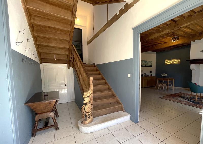 Villa - 350 m² - 9 pièces