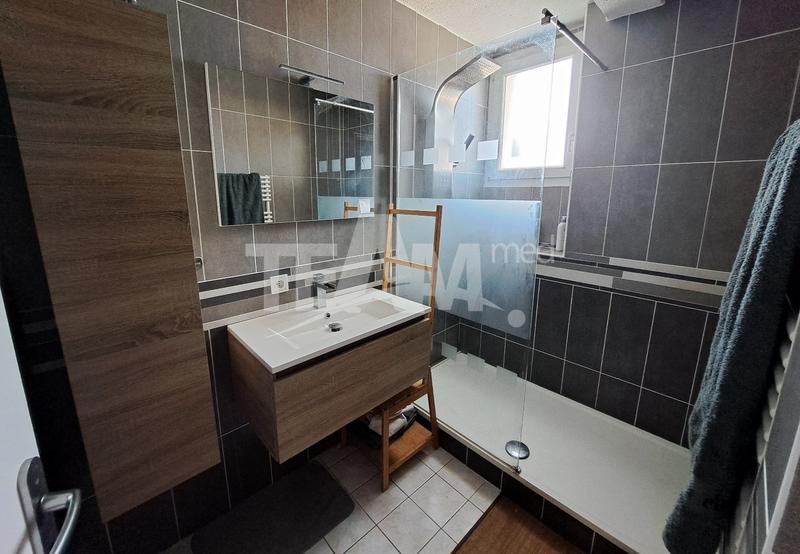 Appartement - 77 m² - 3 pièces