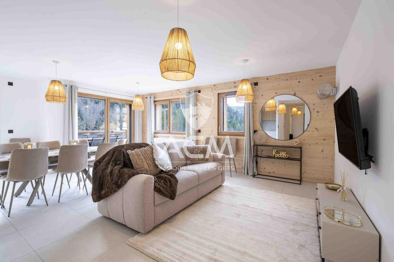 Appartement - 111 m² - 4 pièces