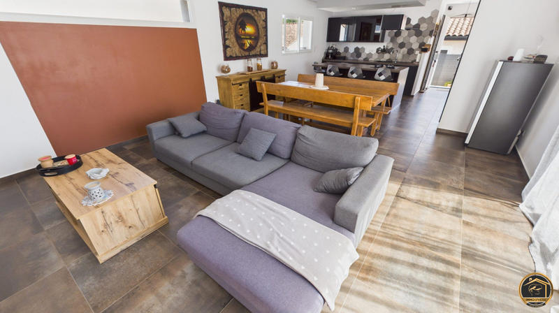 Villa - 107 m² - 4 pièces