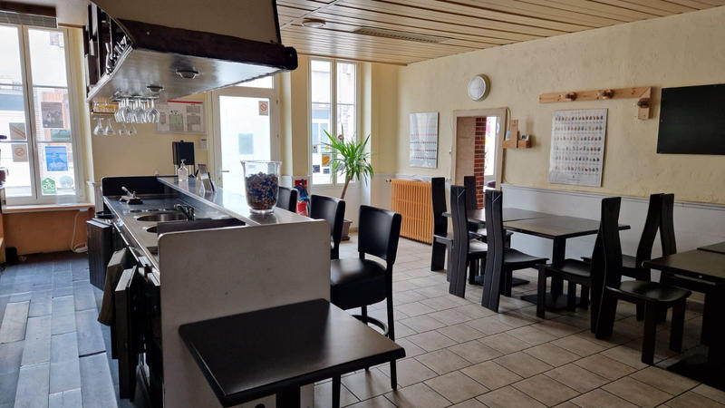 Local commercial - 270 m² - 10 pièces