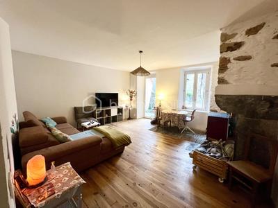 Maison - 172 m² - 5 pièces